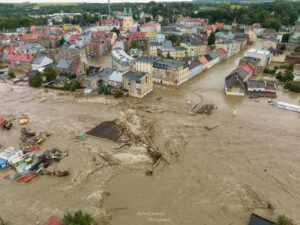 miasto zalane przez powódź