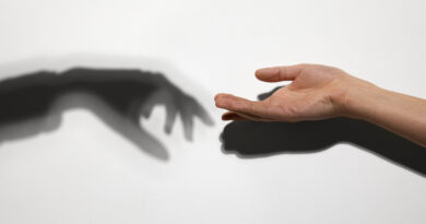 ręce, które dają wsparcie